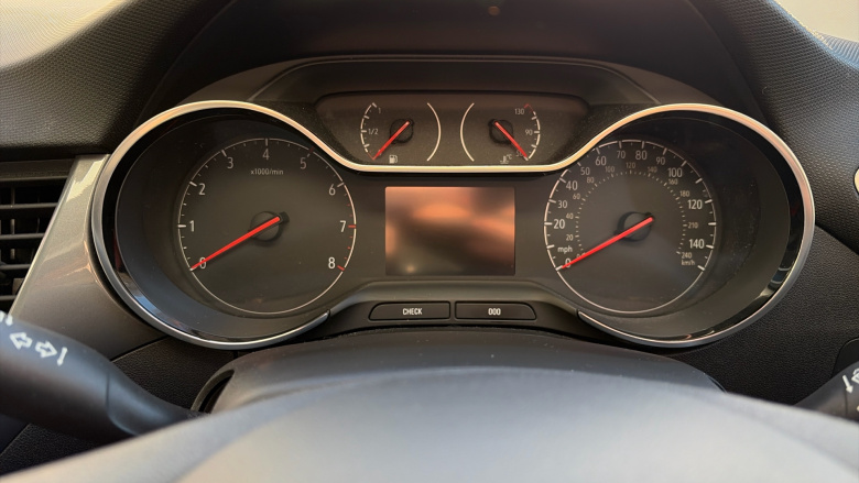 Vauxhall Crossland X 1.2T [130] Elite Nav 5dr [Start Stop] Auto Petrol Hatchback